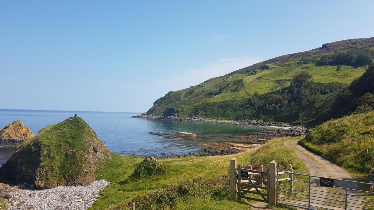 Cosy Cottage On The Causeway Coast And Glens バリーキャッスル エクステリア 写真