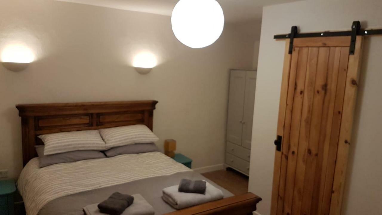 Cosy Cottage On The Causeway Coast And Glens バリーキャッスル エクステリア 写真