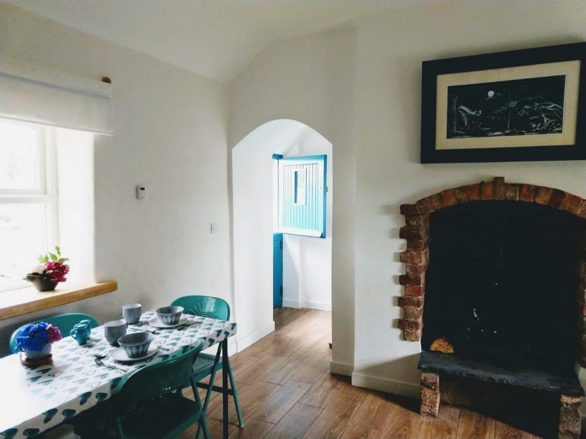 Cosy Cottage On The Causeway Coast And Glens バリーキャッスル エクステリア 写真